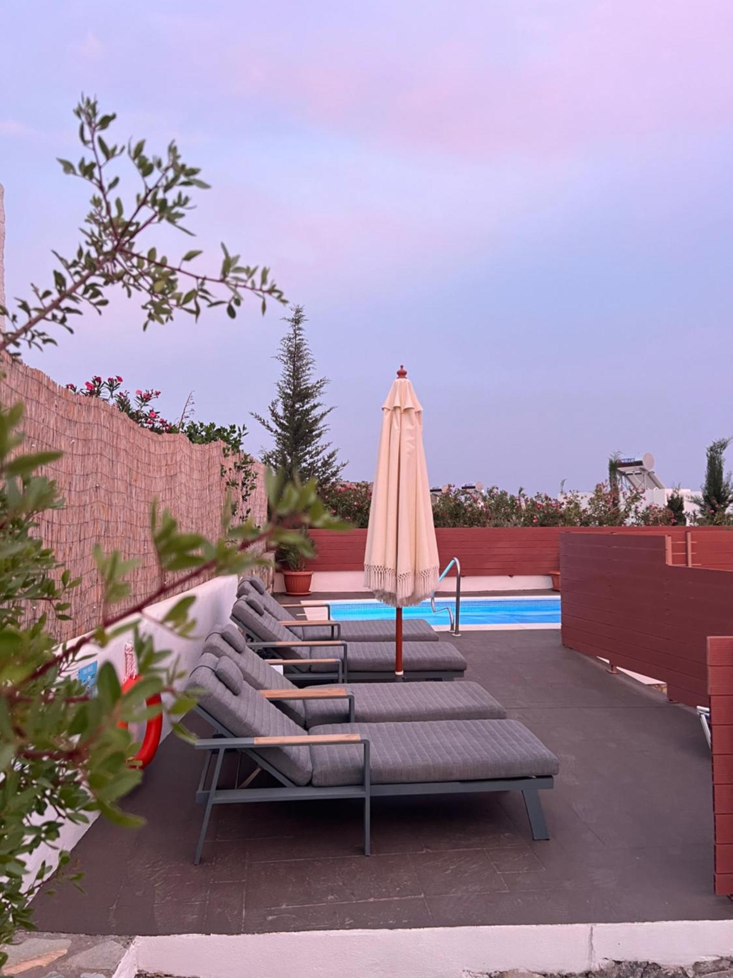 Milos Villas Complex Pefki Buitenkant foto