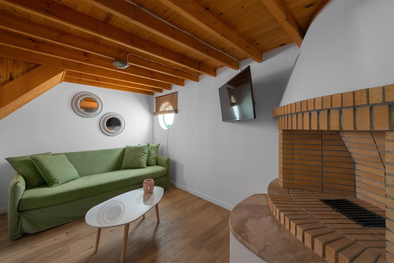 Milos Villas Complex Pefki Buitenkant foto